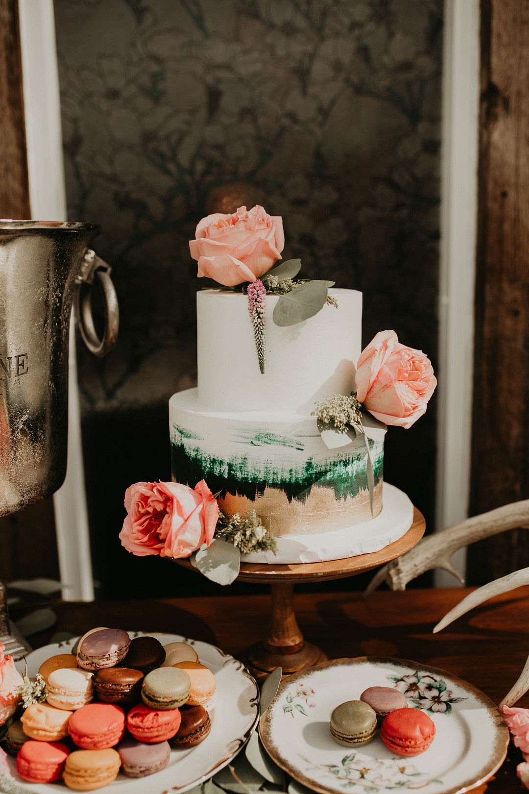 Rose Rustic Wedding Cake - Florida Wedding Inspiration
